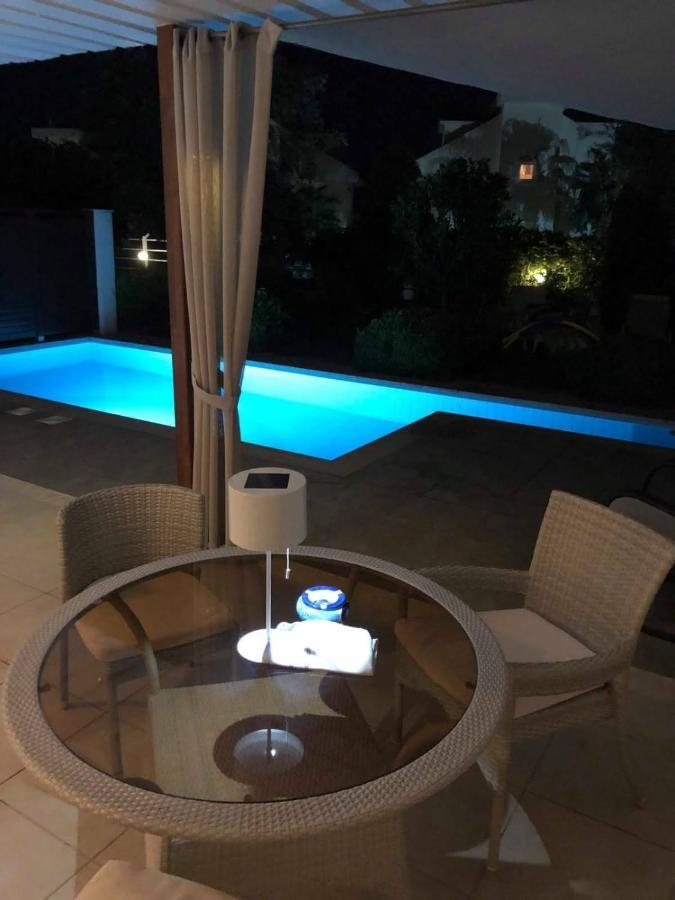 Babylon Luxury Villa With Private Pool And Indoor Heated Pool Side Exterior foto