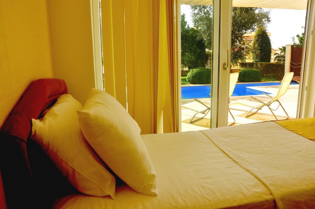 Babylon Luxury Villa With Private Pool And Indoor Heated Pool Side Exterior foto