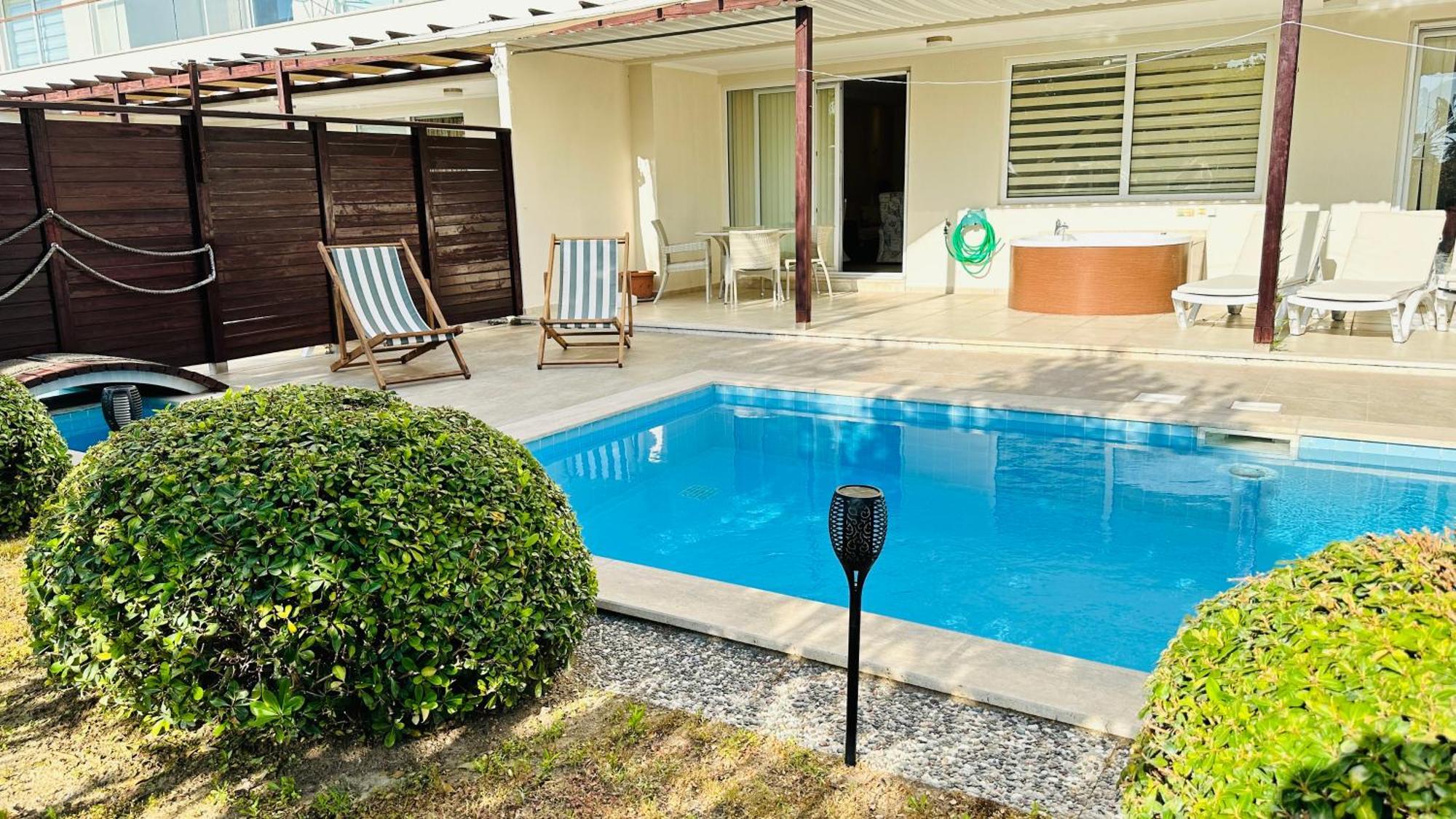 Babylon Luxury Villa With Private Pool And Indoor Heated Pool Side Exterior foto